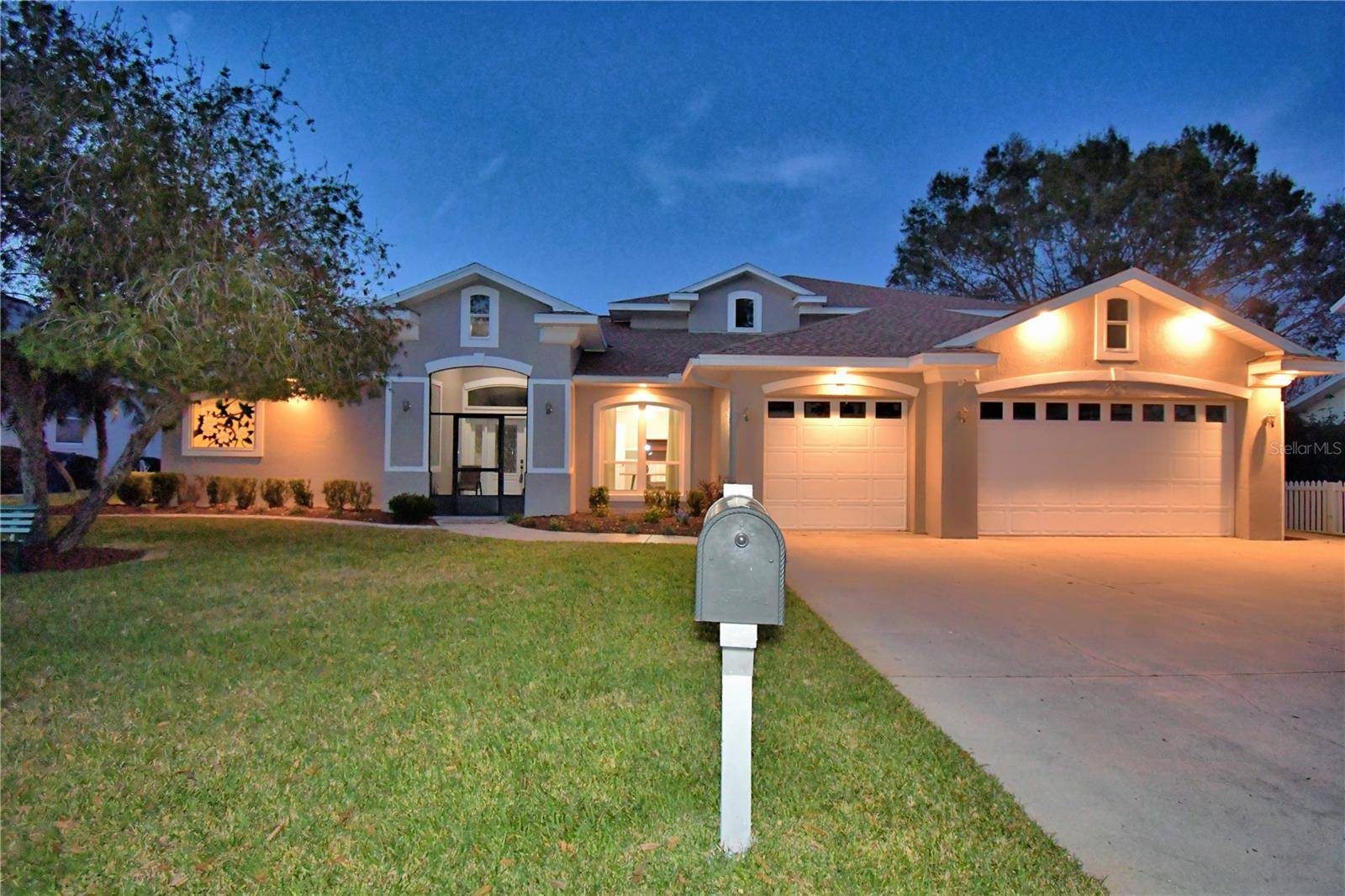 2119 KIRKLAND LAKE DR, Auburndale, FL 33823