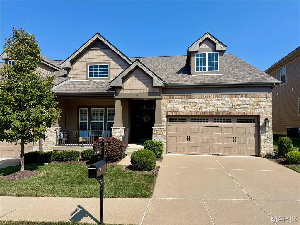 542 Triton Way DR, Ballwin, MO 63011