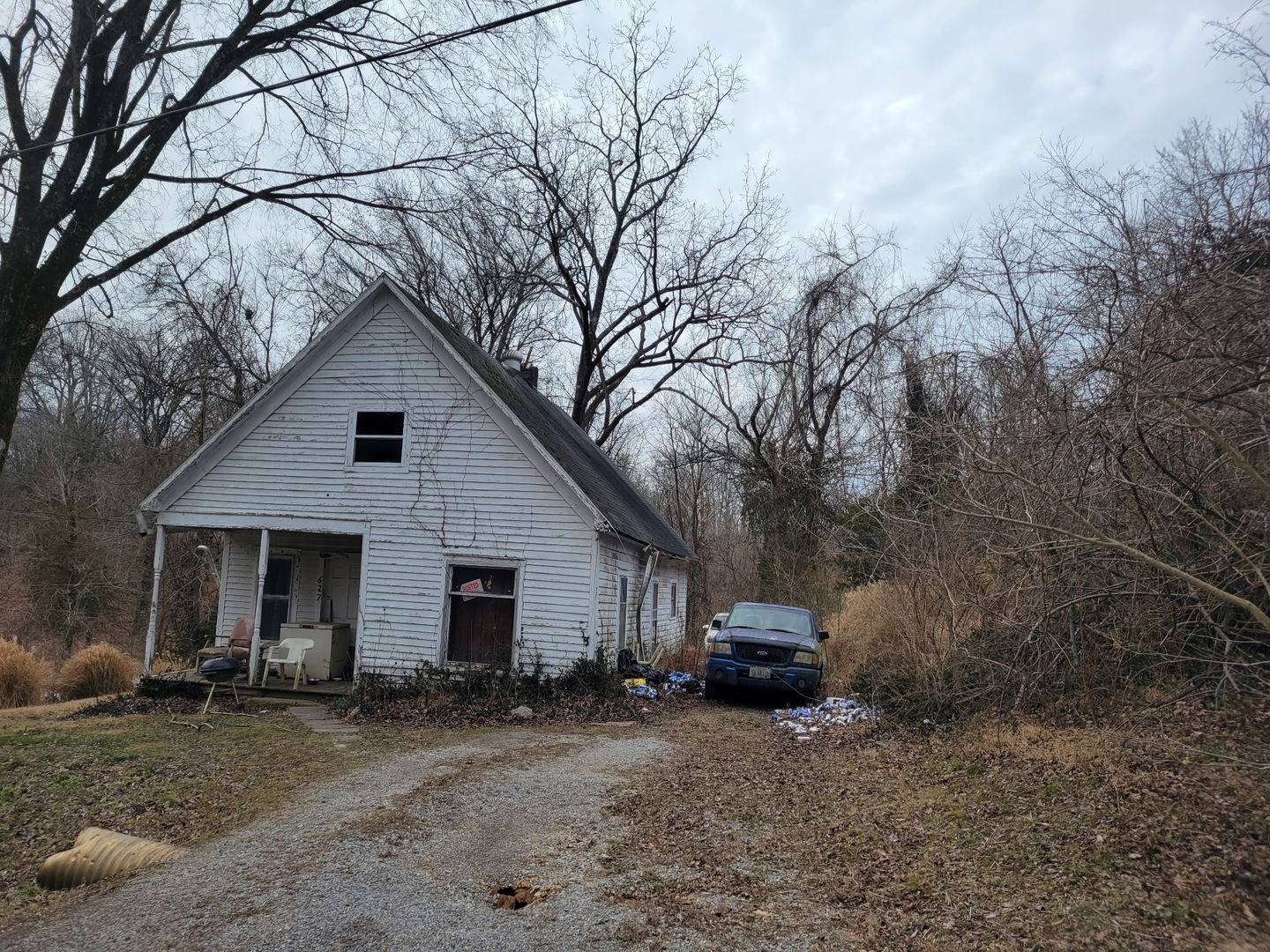 627 E High ST, Anna, IL 62906