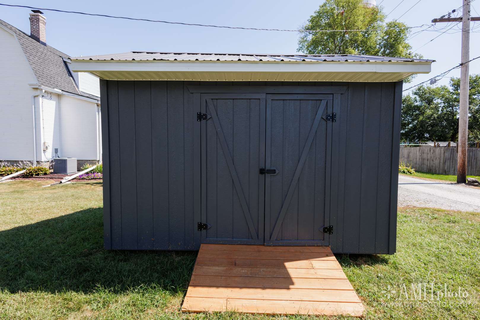 327 E Indiana ST, Momence, IL 60954