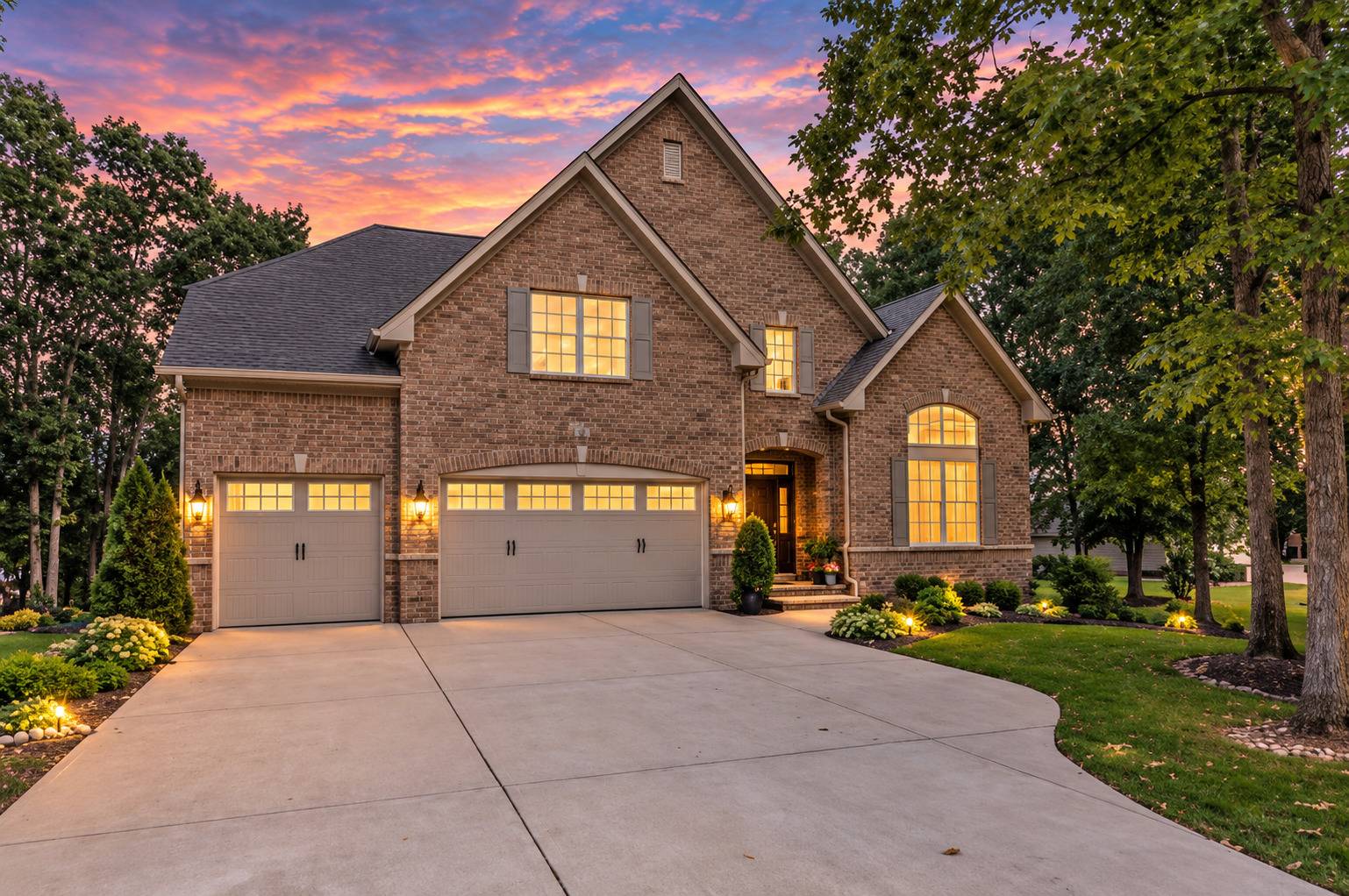 1657 Hickory DR, Hoffman Estates, IL 60192