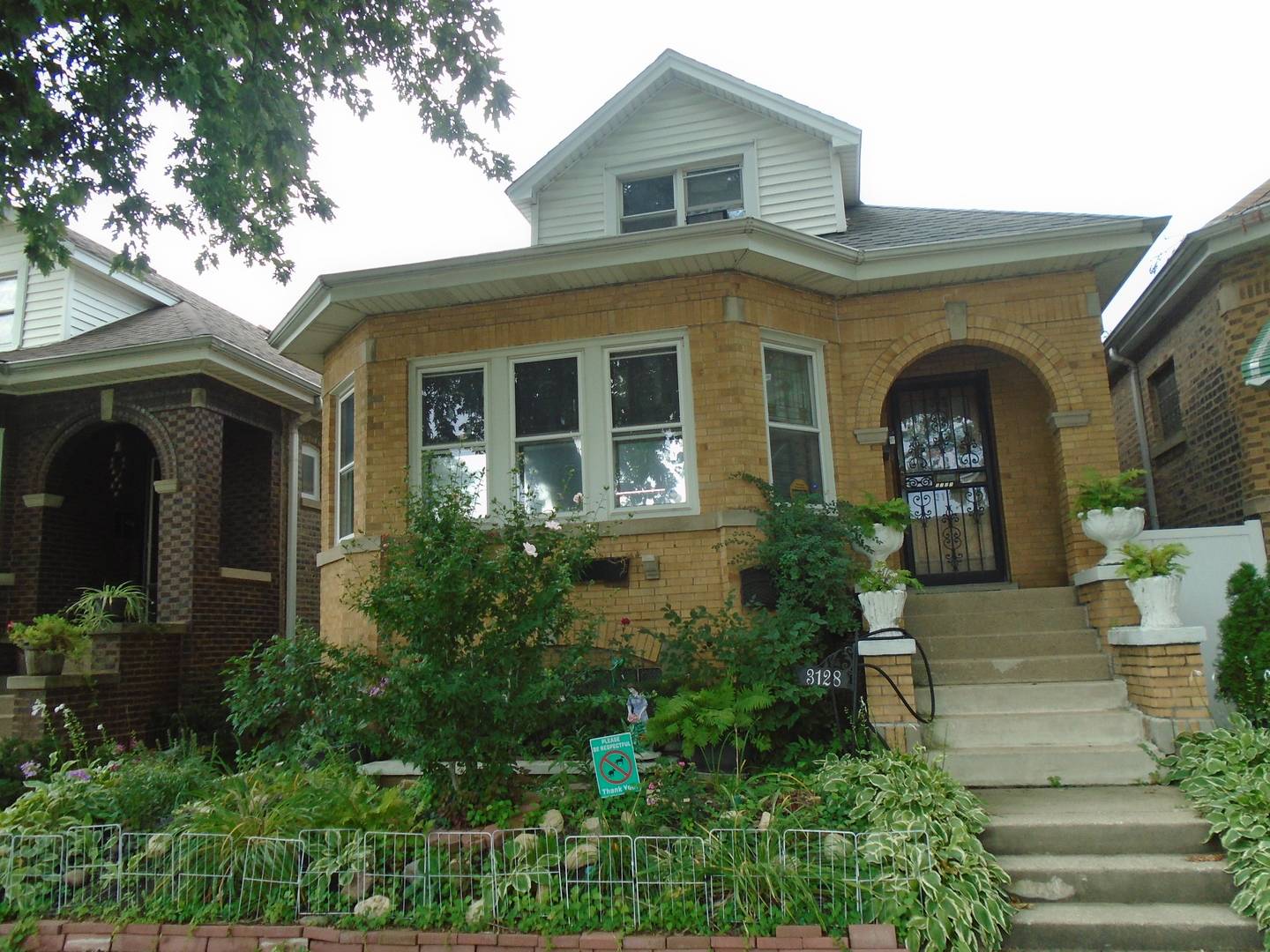 3128 N Lowell AVE, Chicago, IL 60641