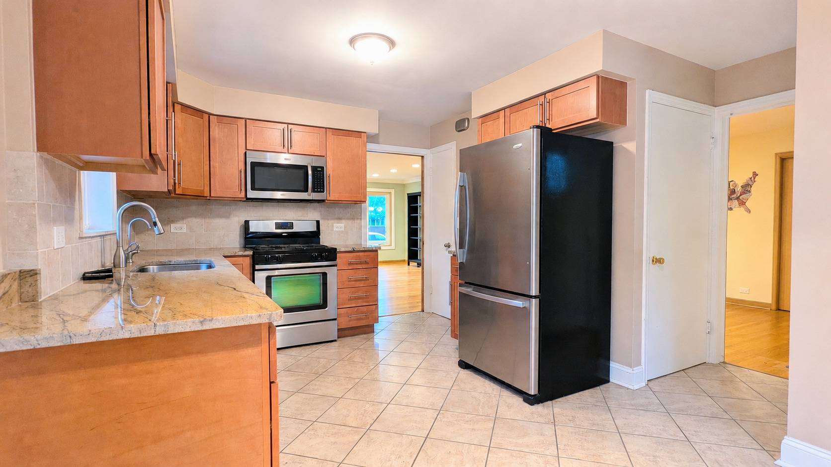 736 N Wilshire LN, Arlington Heights, IL 60004
