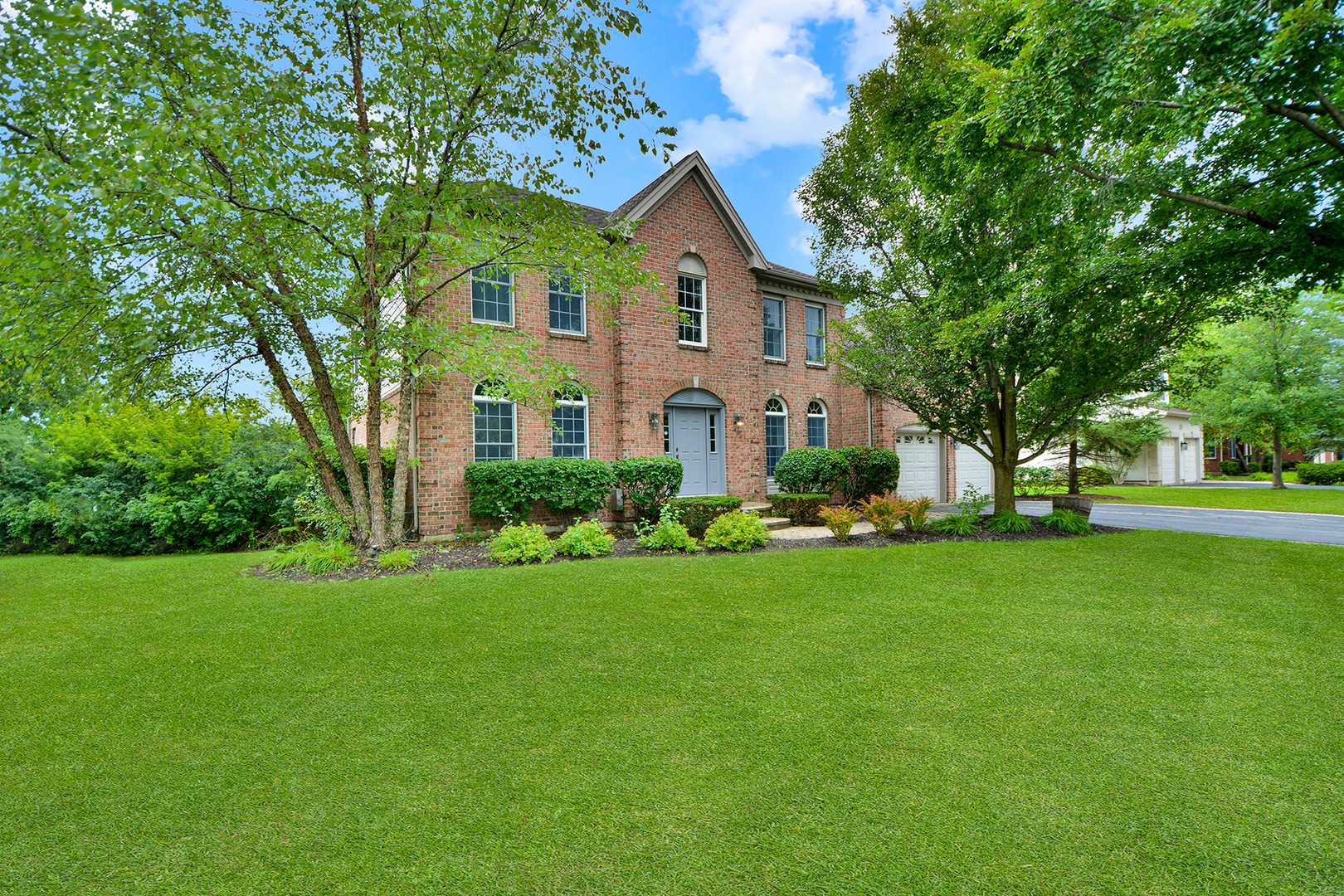 88 Open Pkwy S, Hawthorn Woods, IL 60047