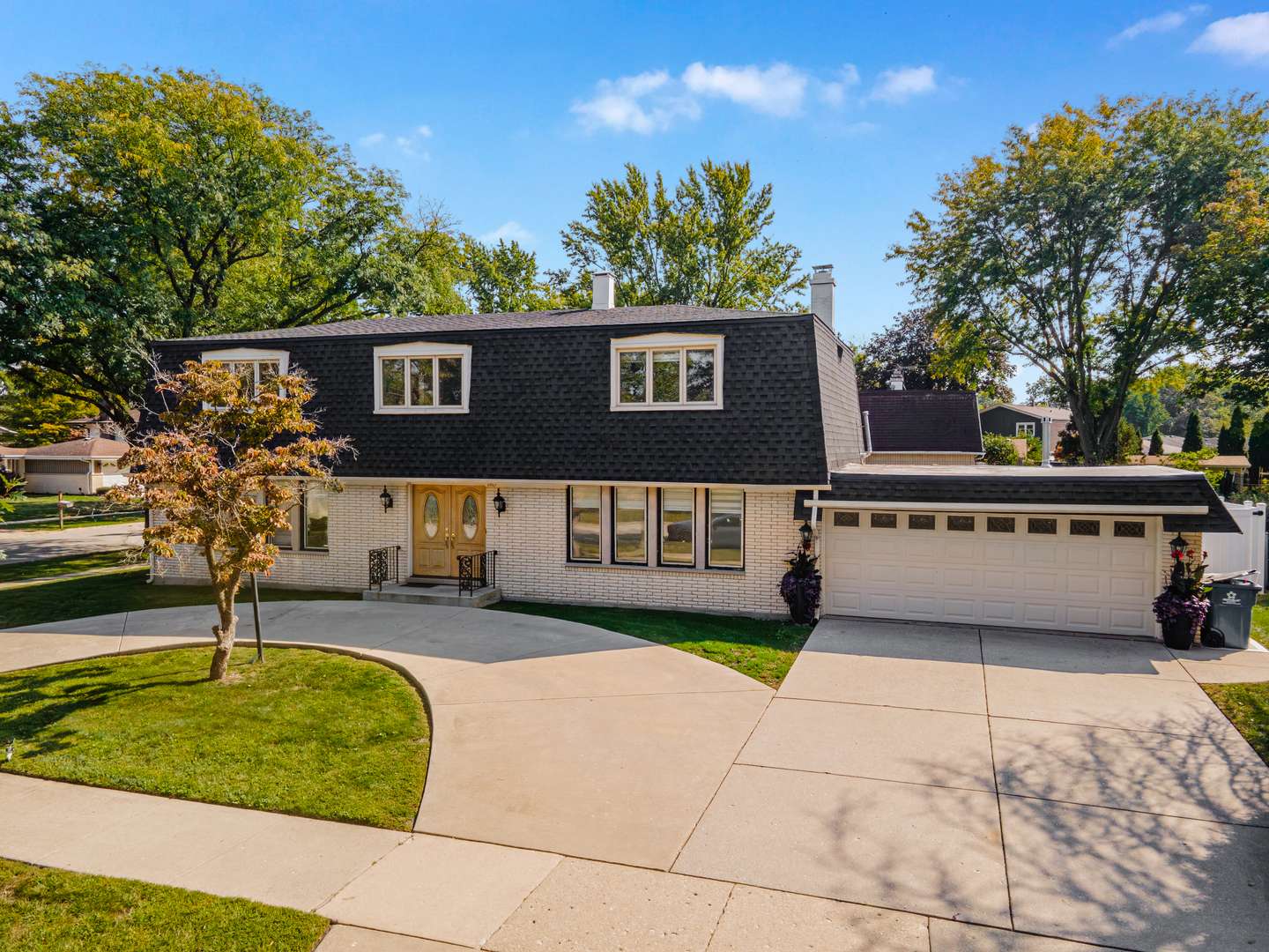 1817 E Maya LN, Mount Prospect, IL 60056