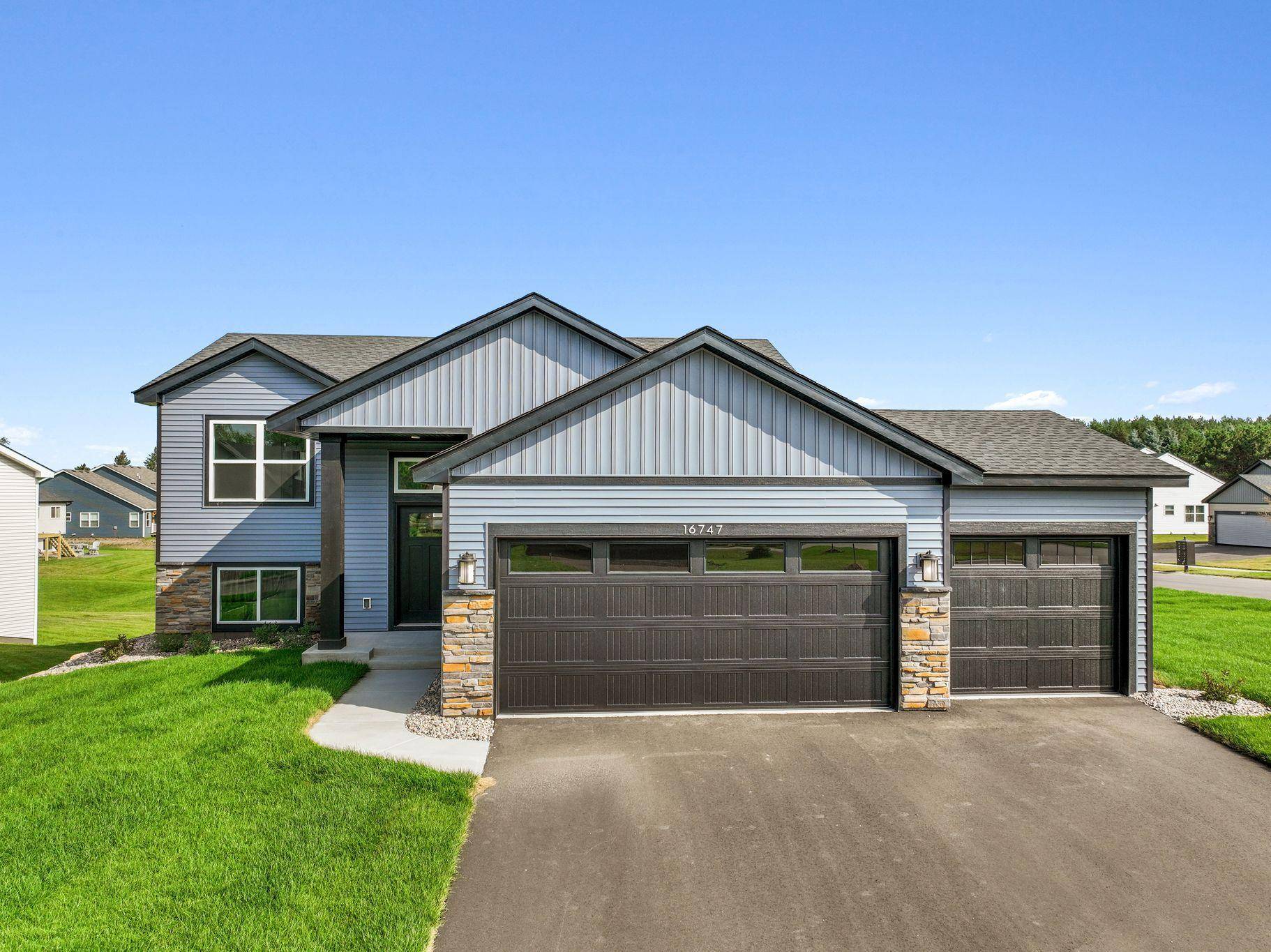 16747 Dolomite ST NW, Ramsey, MN 55303