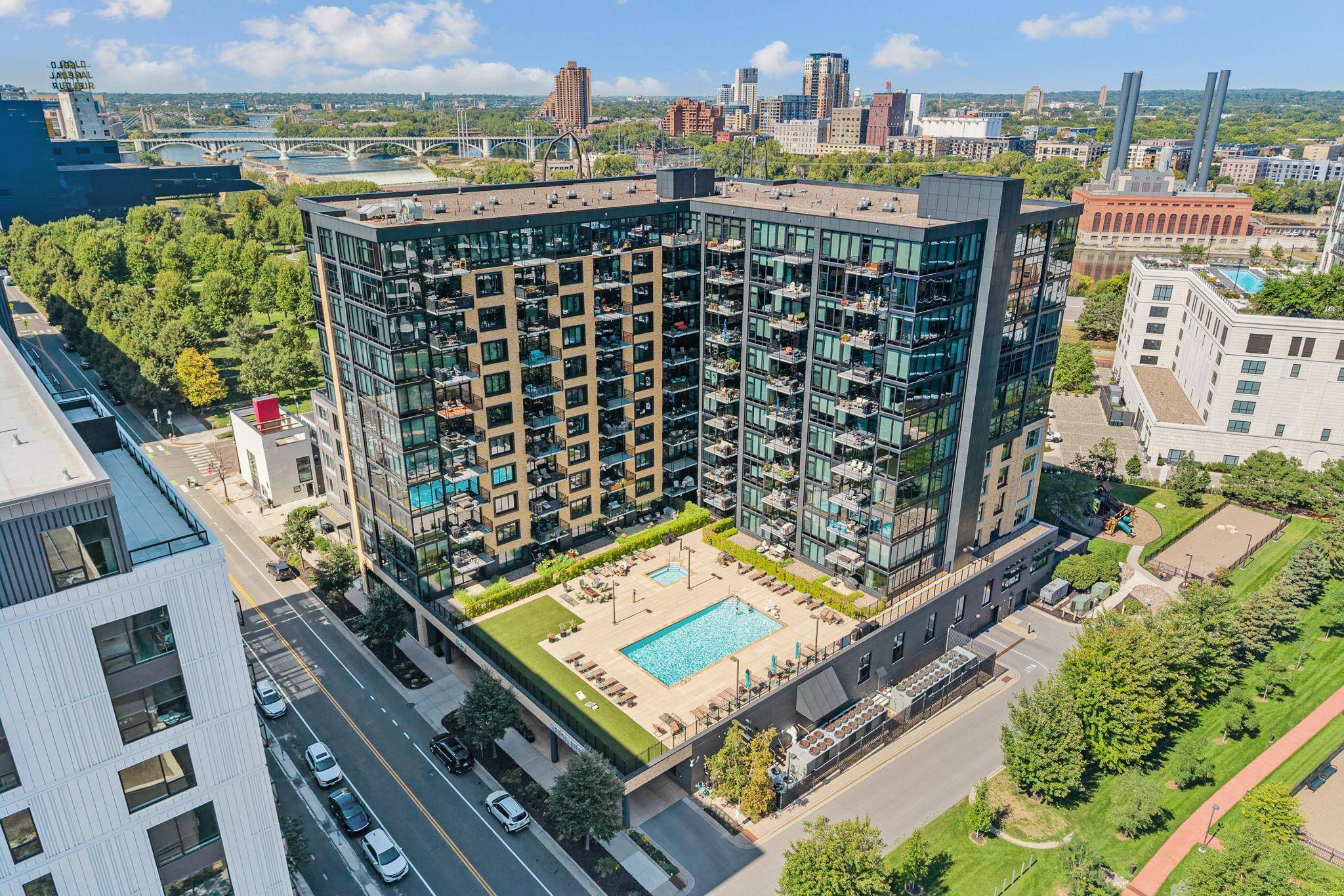 1120 S 2nd ST #512, Minneapolis, MN 55415