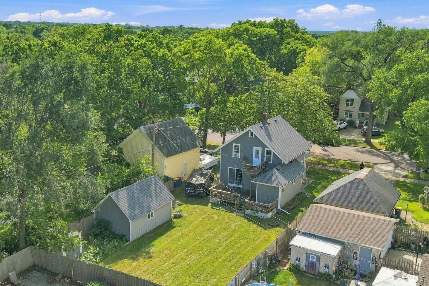 719 5th AVE NW, Faribault, MN 55021