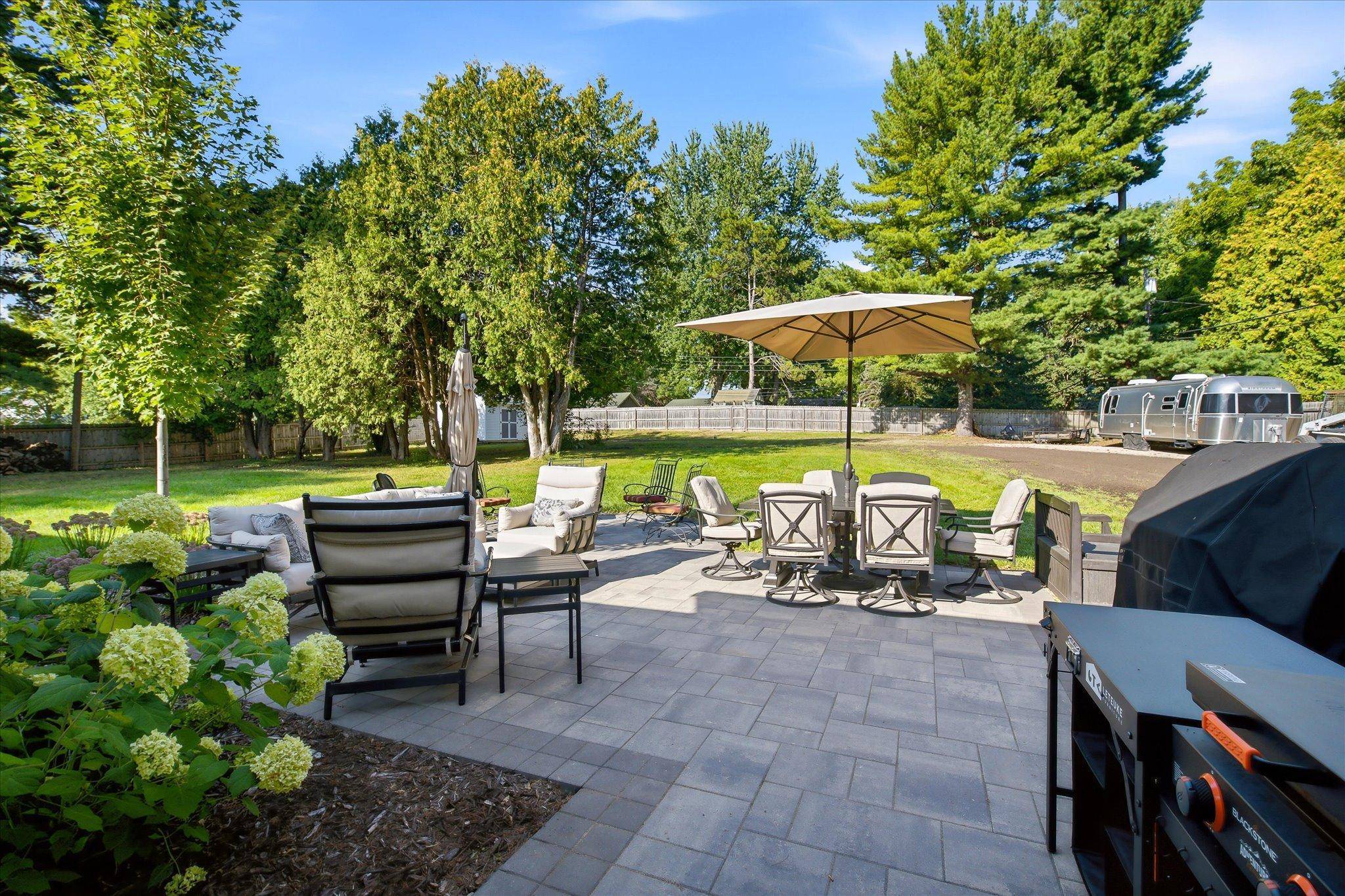 825 County Road 101 N, Plymouth, MN 55447