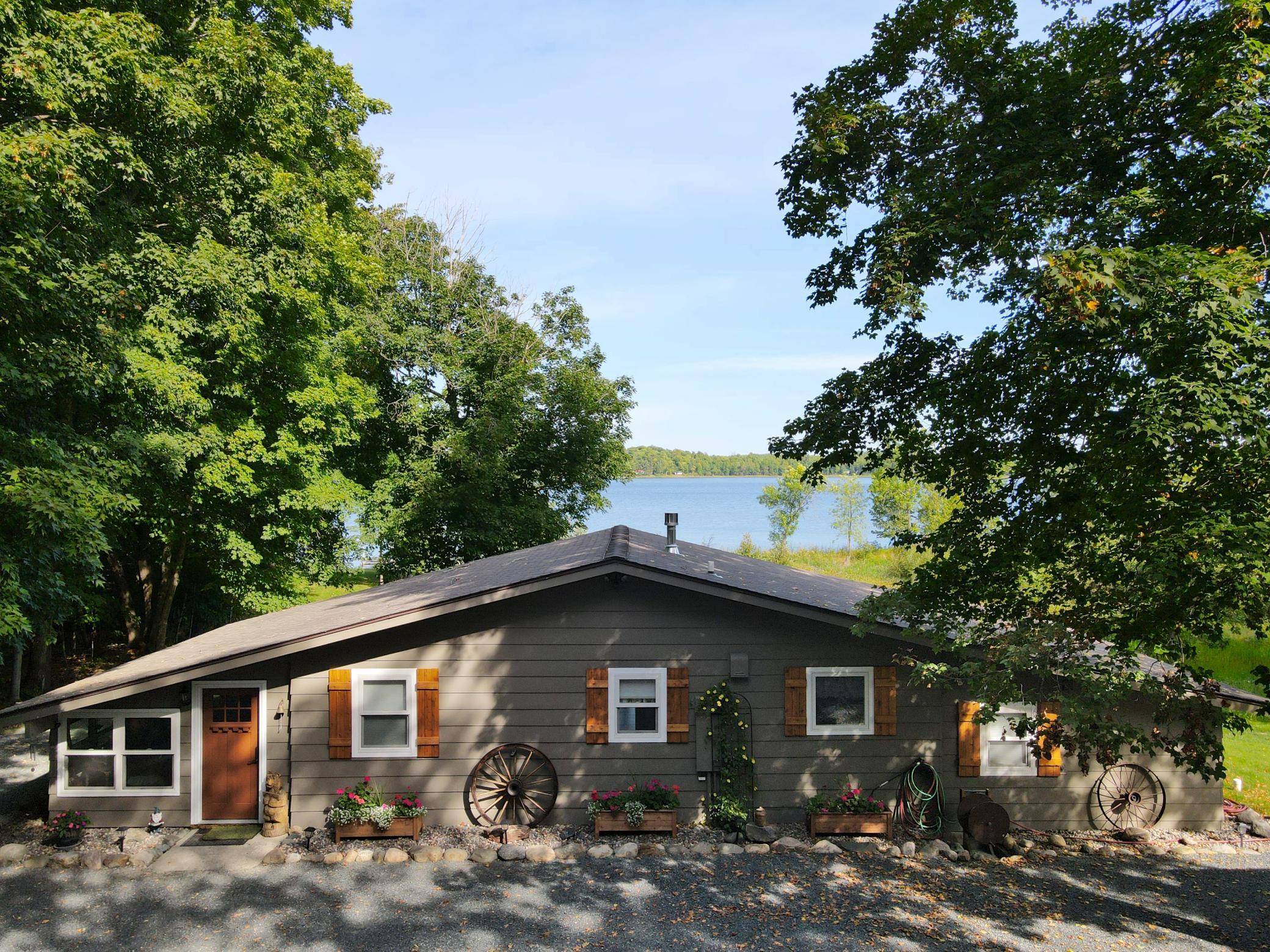 55556 Eggar RD, Spring Lake, MN 56680