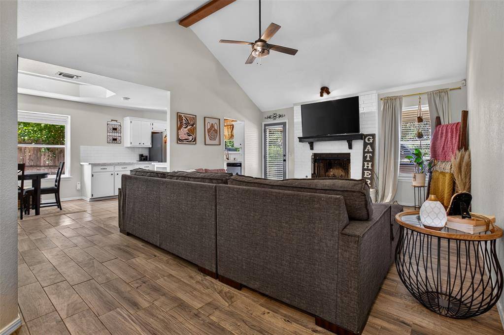 1901 Butterfield TRL, Choctaw, OK 73020