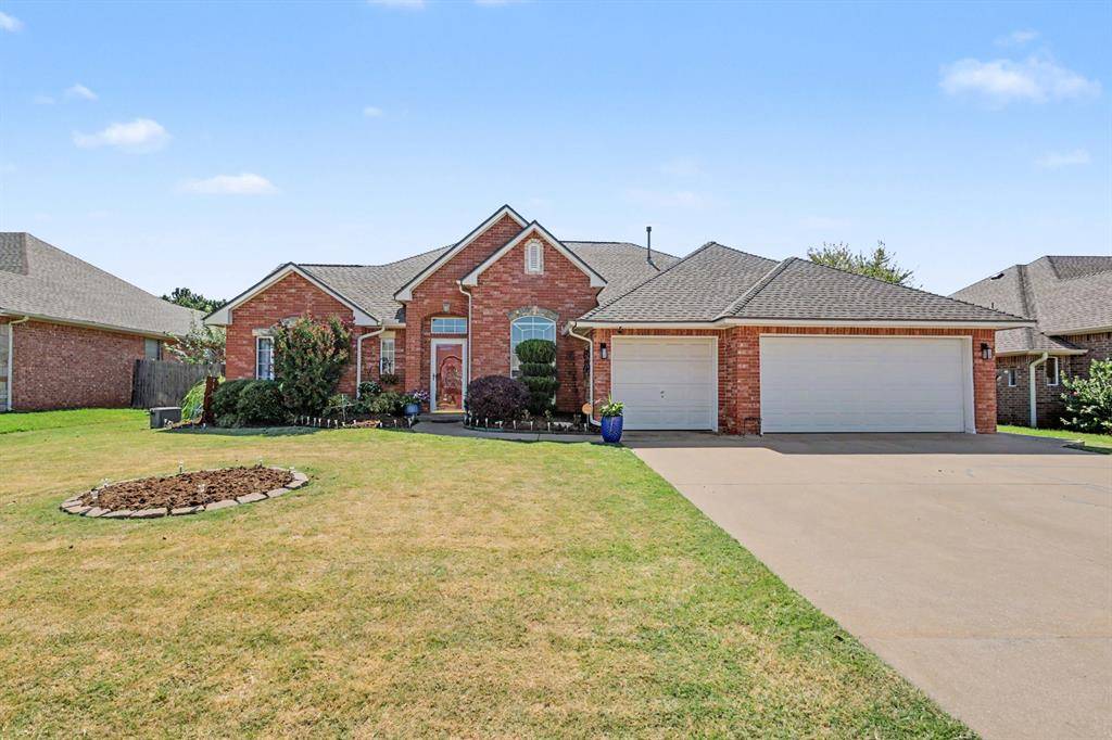 2408 Brenton DR, Edmond, OK 73012