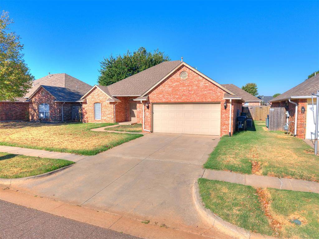 3905 Ashley TER, Yukon, OK 73099