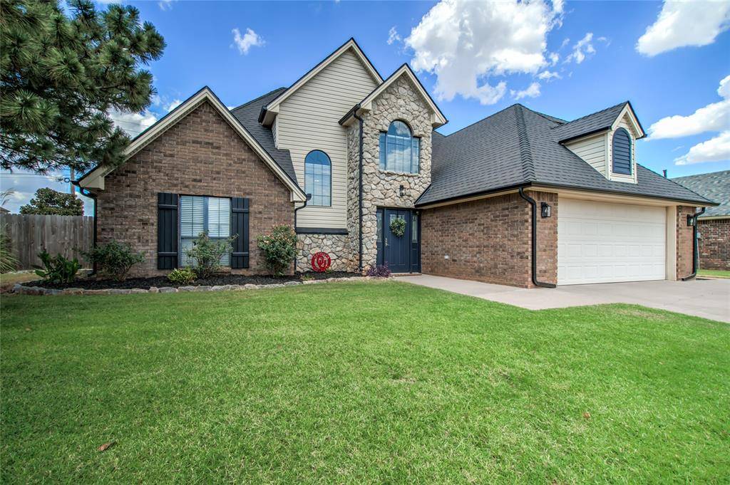 1513 Chisholm TRL, Weatherford, OK 73096