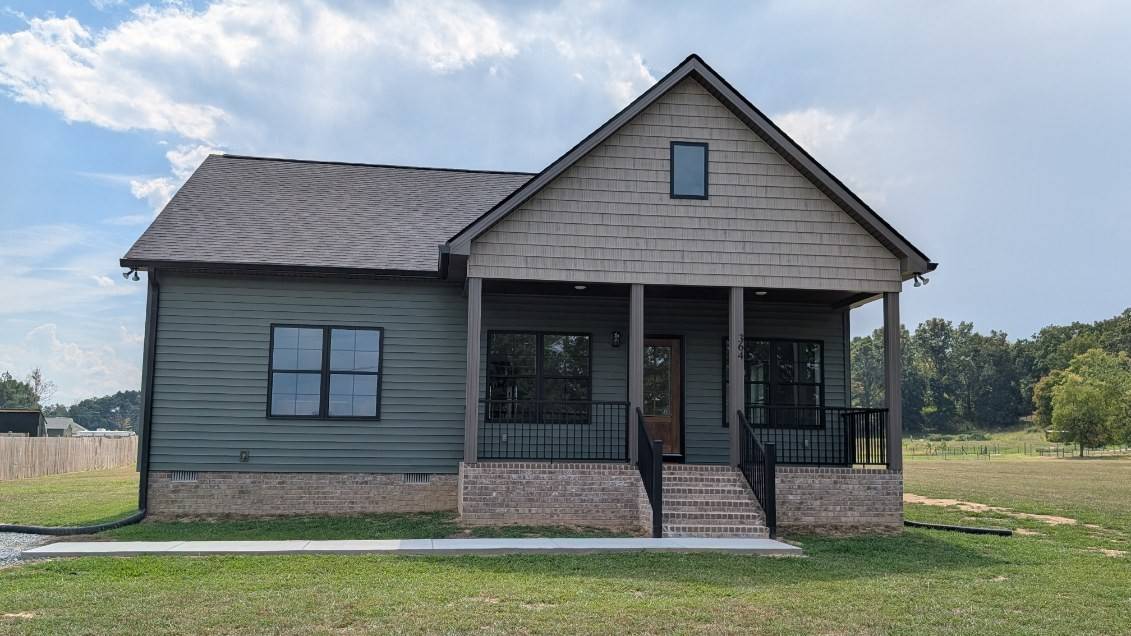 364 Clyde Wix Rd, Westmoreland, TN 37186