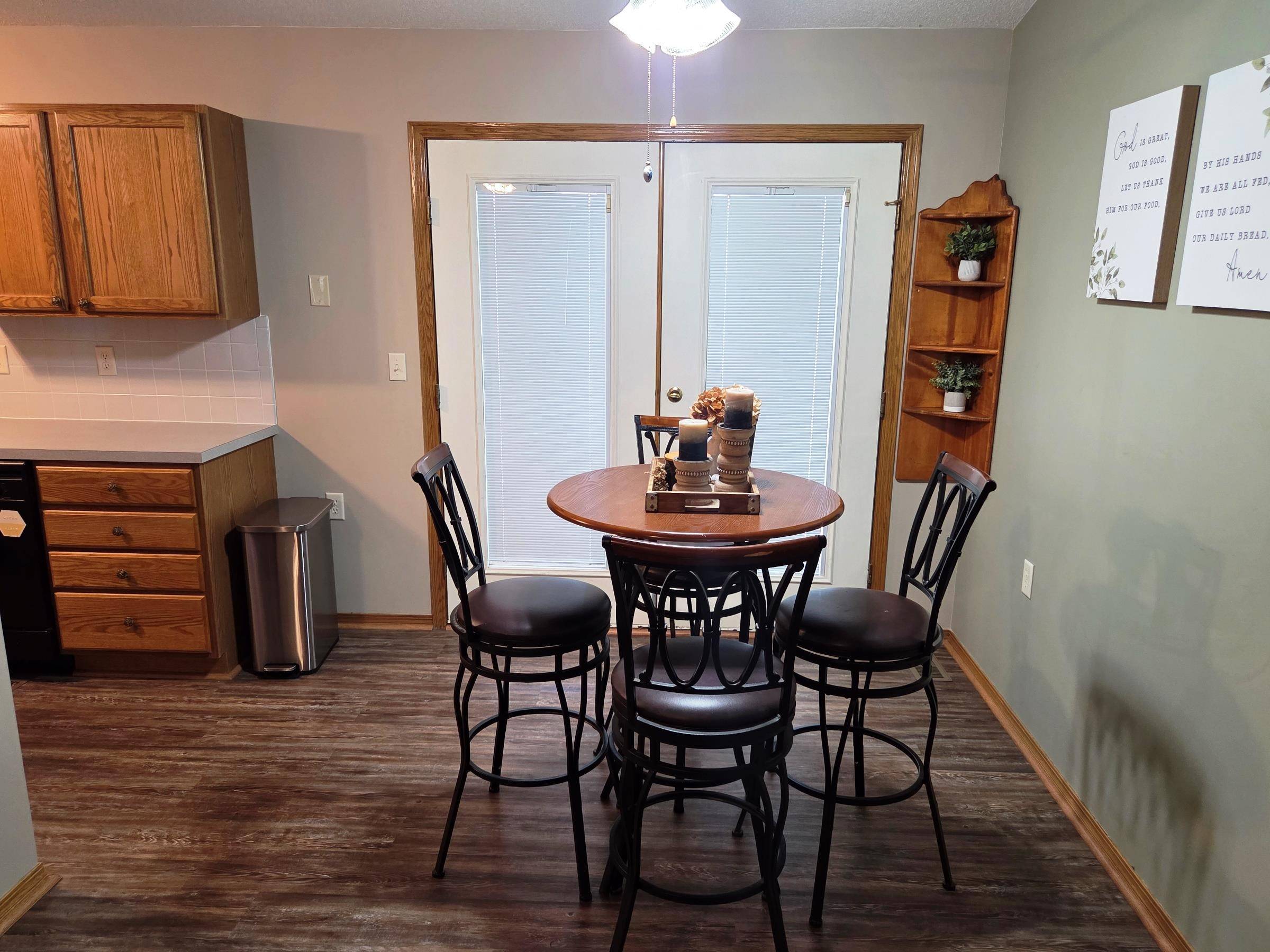 212 Sheffield, Newton, KS 67114