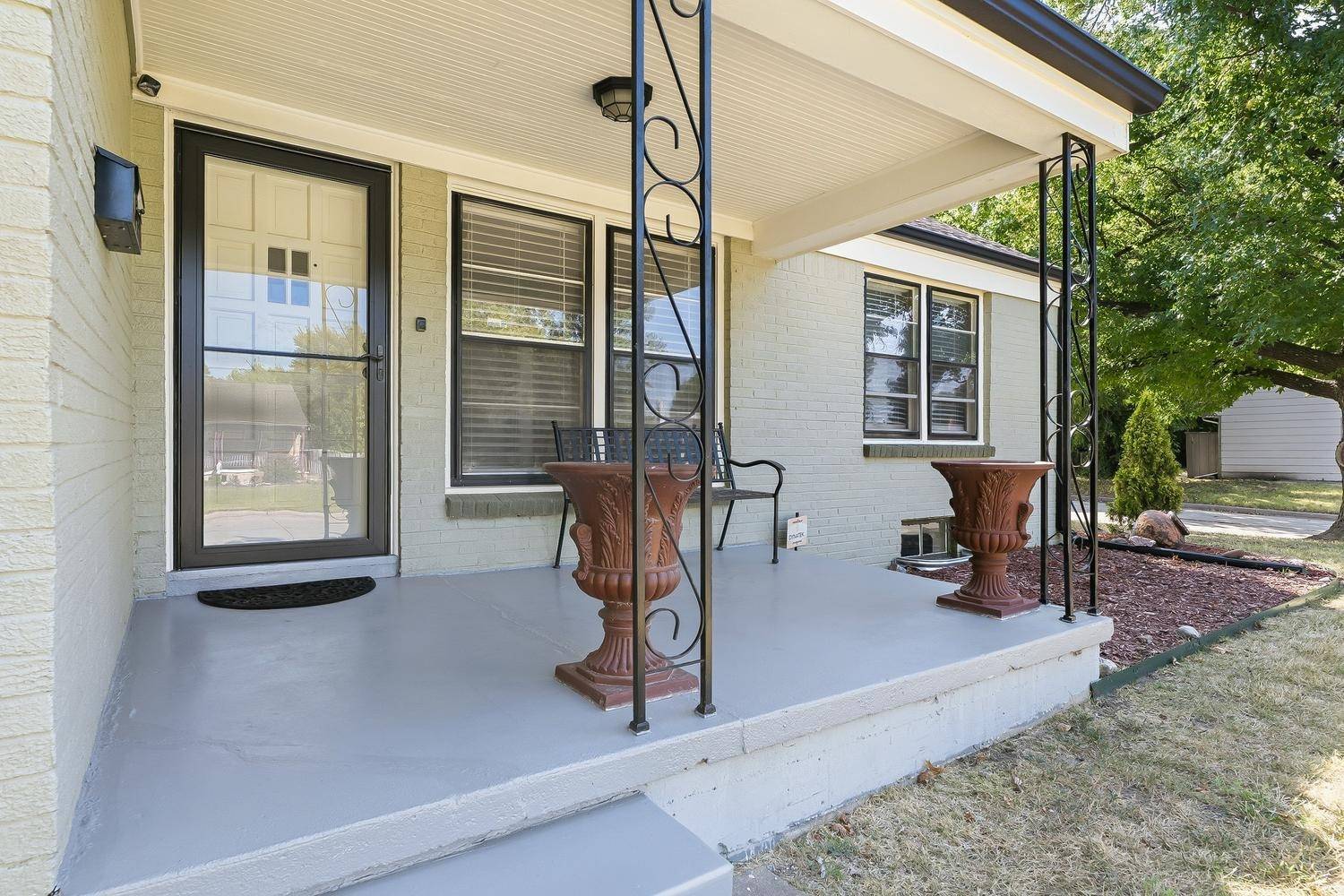 2188 S Glendale St, Wichita, KS 67218
