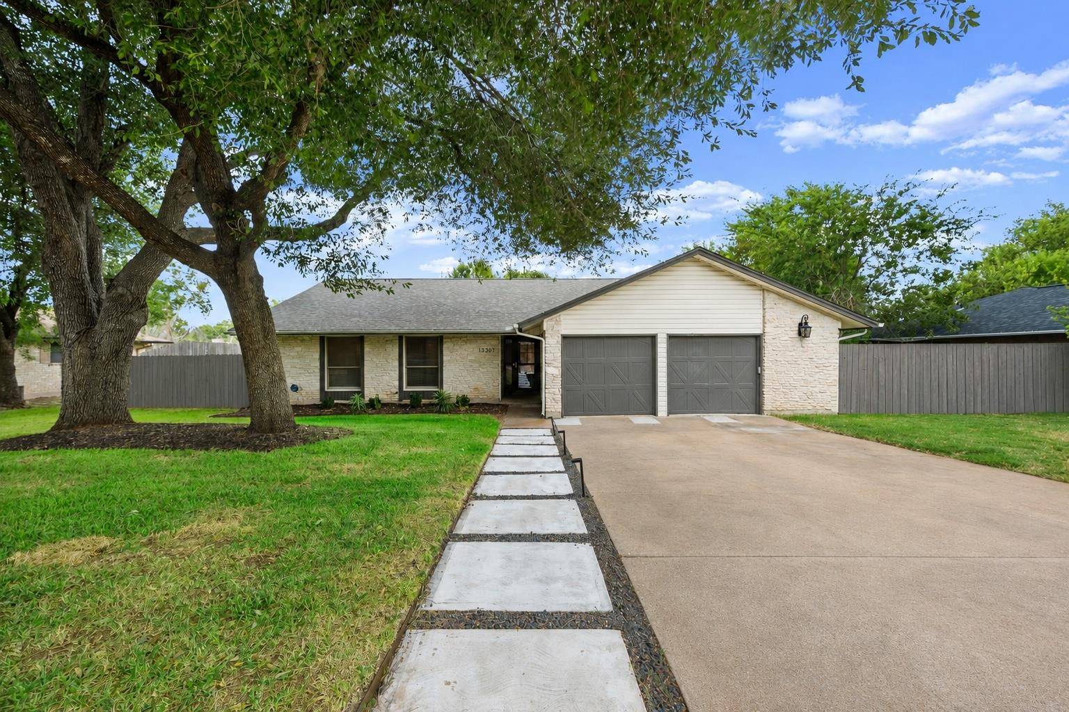 13307 Effingham ST, Austin, TX 78729