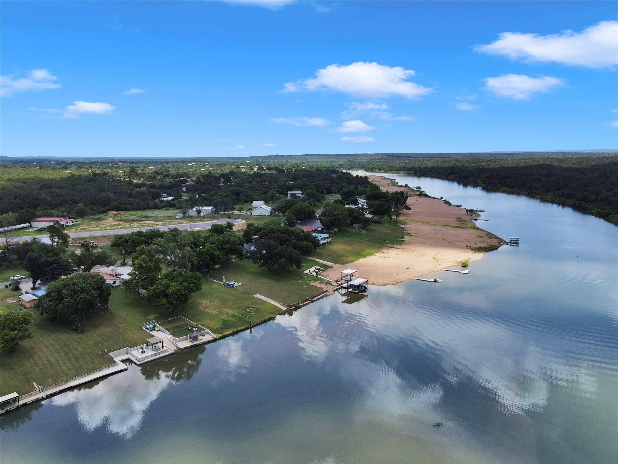 4718 River Oaks DR, Kingsland, TX 78639