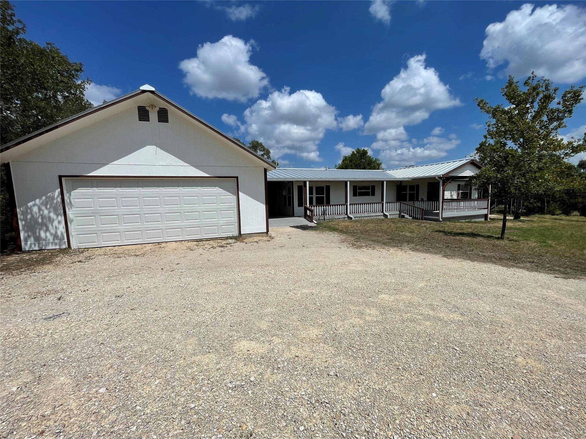 1550 Alpine TRL #Unit B, San Marcos, TX 78666