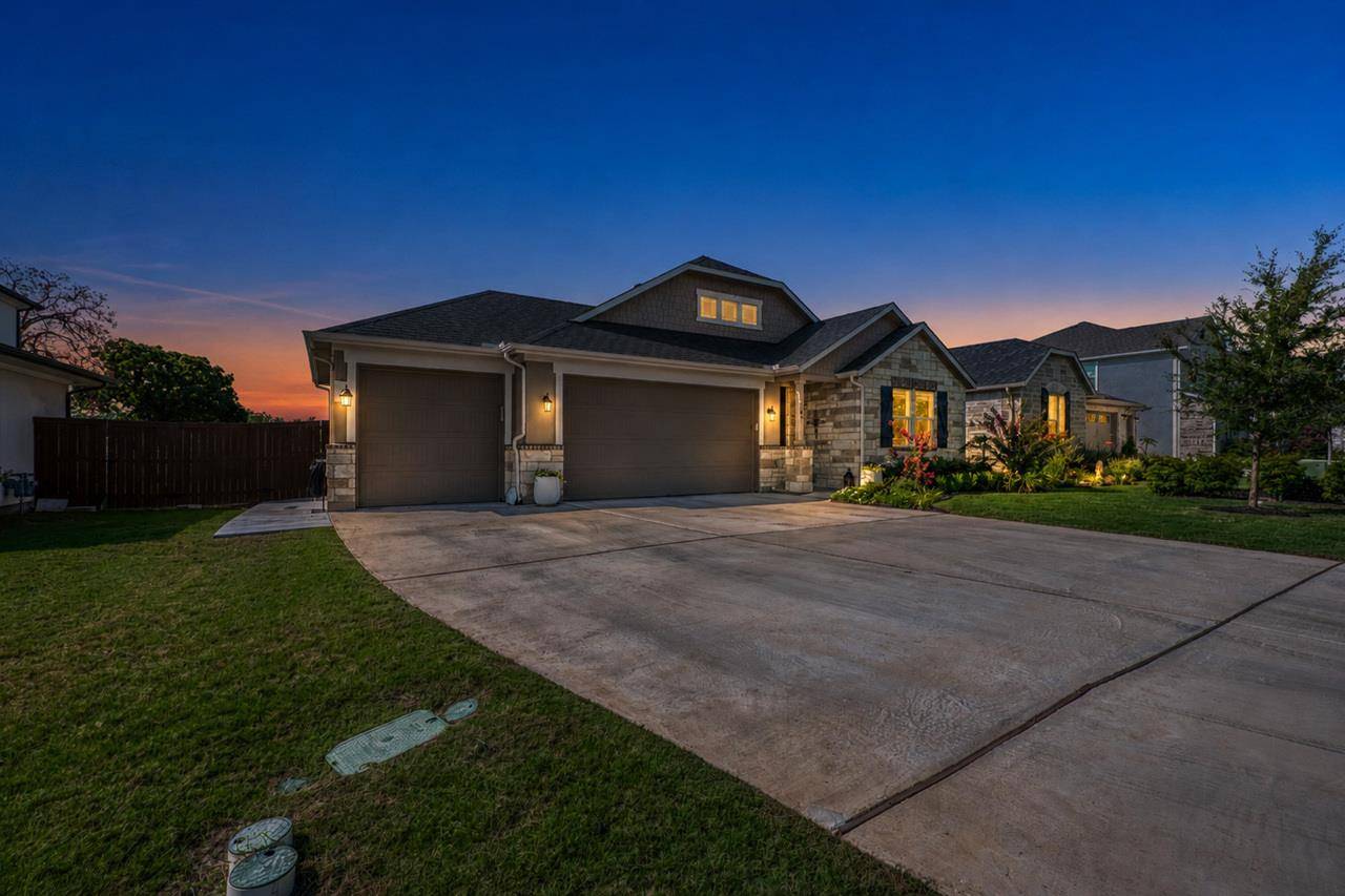 105 Plumbago LN, Marble Falls, TX 78654