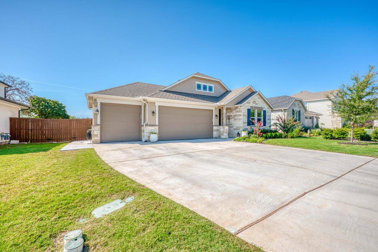 105 Plumbago LN, Marble Falls, TX 78654