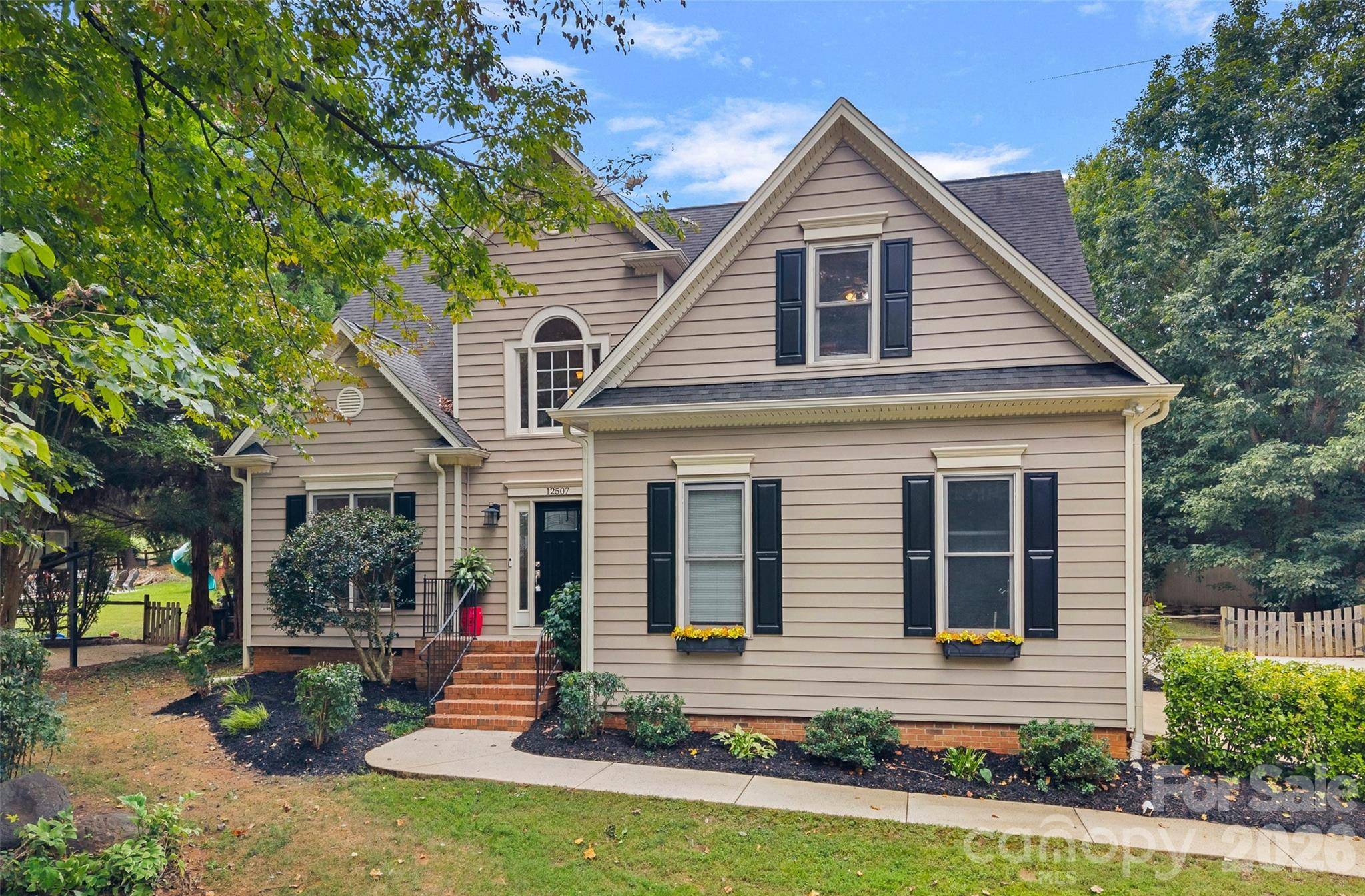12507 Angel Oak DR, Huntersville, NC 28078
