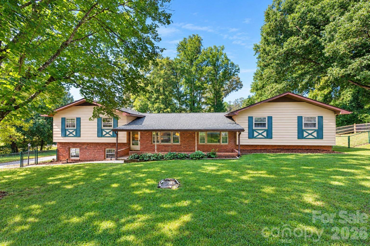 2 Independence BLVD, Asheville, NC 28805