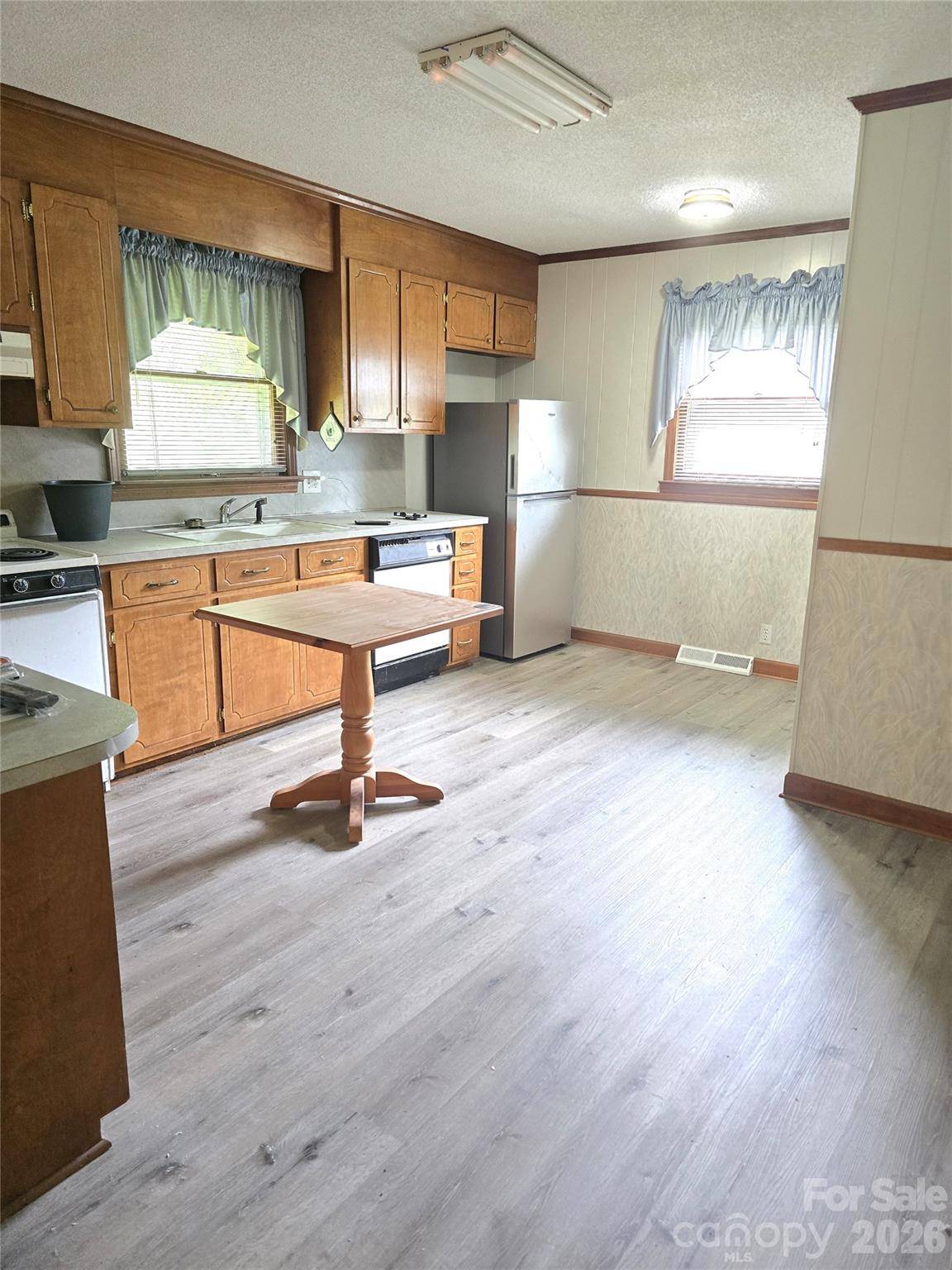 1603 Caromar PL NW, Concord, NC 28027