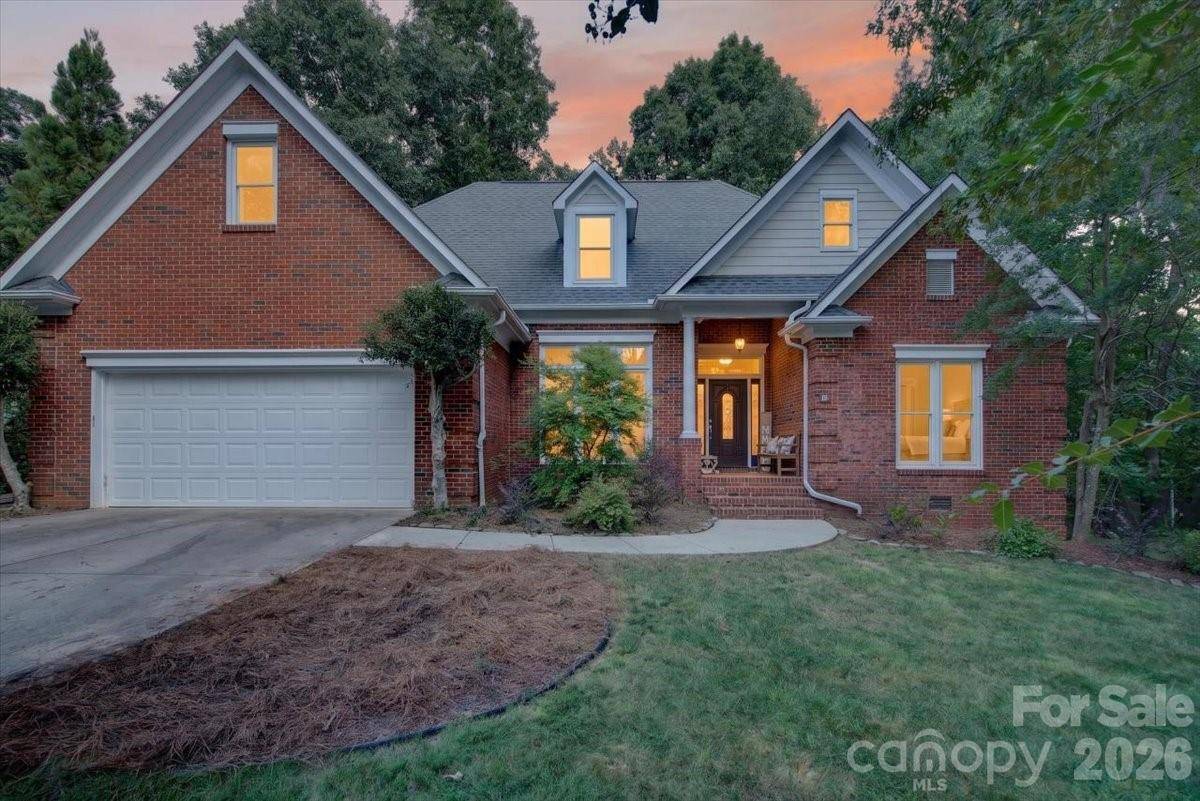 4737 Myers LN, Harrisburg, NC 28075
