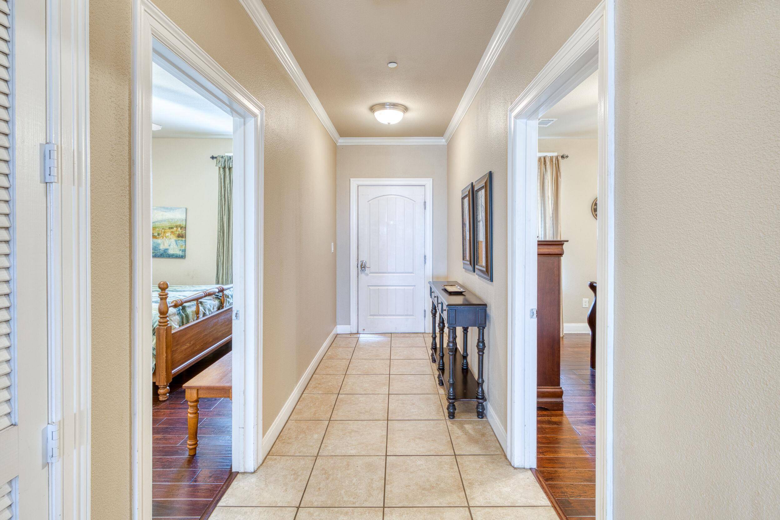 98 Island Drive #35, Horseshoe Bay, TX 78657