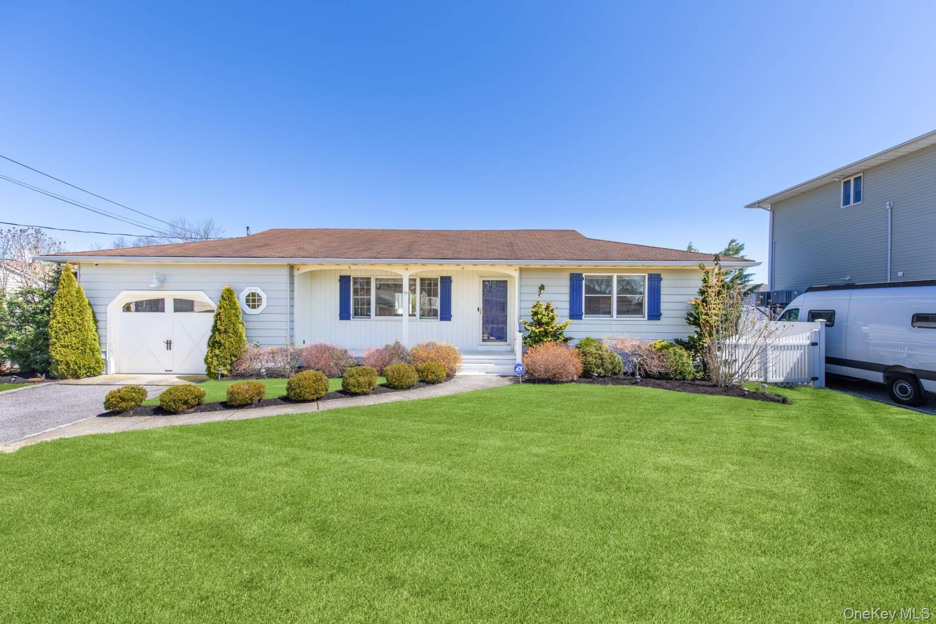 13 Marlin RD, East Quogue, NY 11942