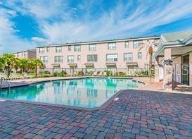 2525 MIDDLETON GROVE DR, Brandon, FL 33511