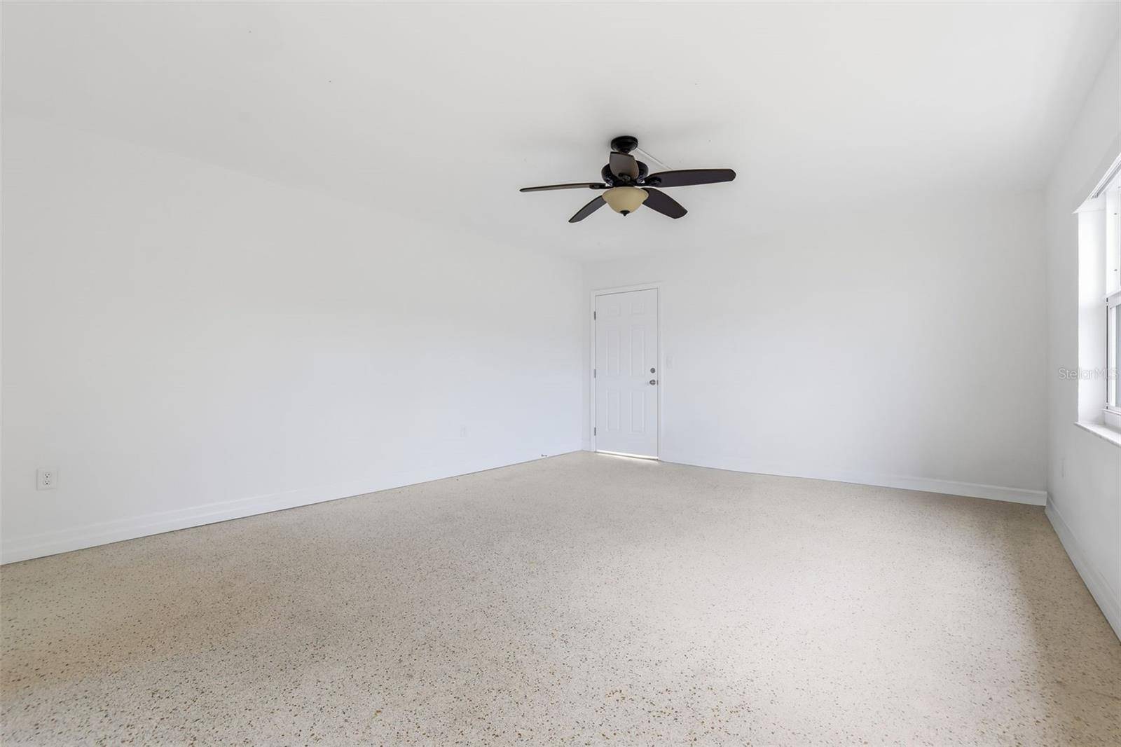 111 60TH AVE #1A, St Pete Beach, FL 33706