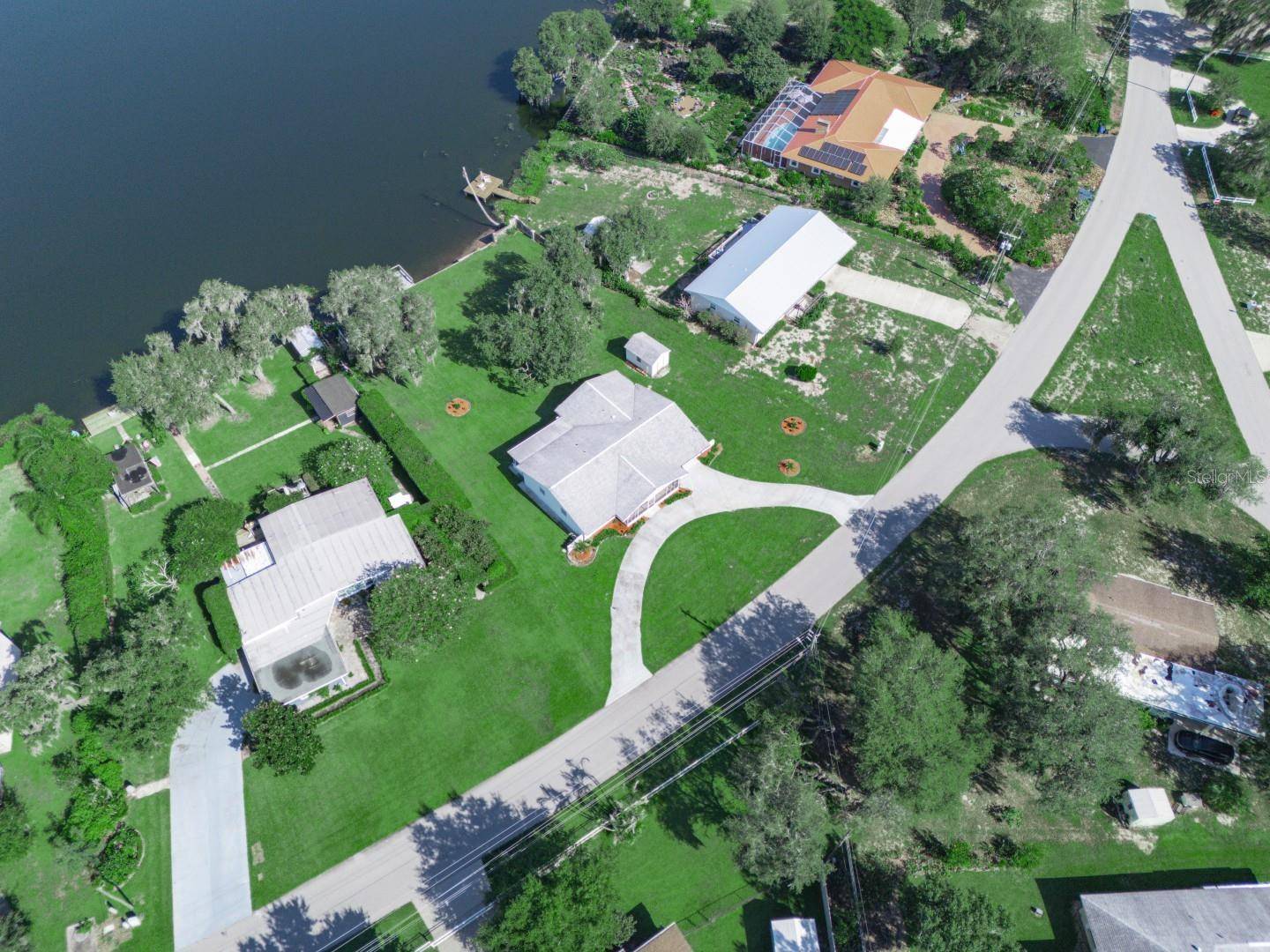 619 LAKE BLUE DR, Lake Placid, FL 33852