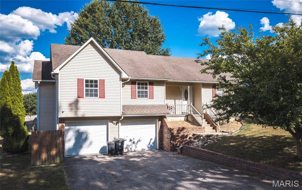 123 Phoenix AVE, St Robert, MO 65584