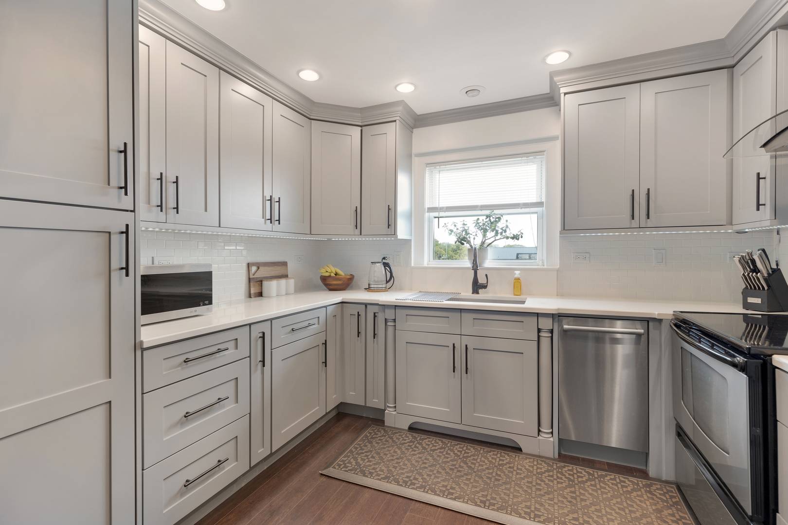6630 W 95th ST #3D, Oak Lawn, IL 60453