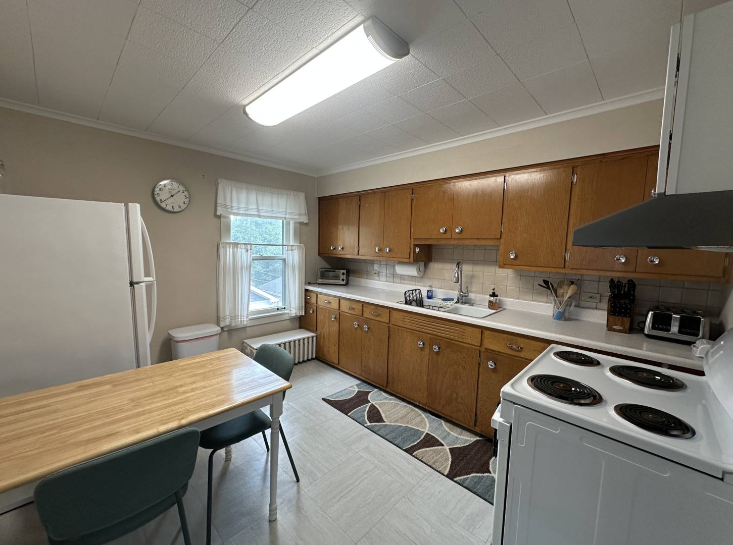 667 Homewood AVE #2, Highland Park, IL 60035