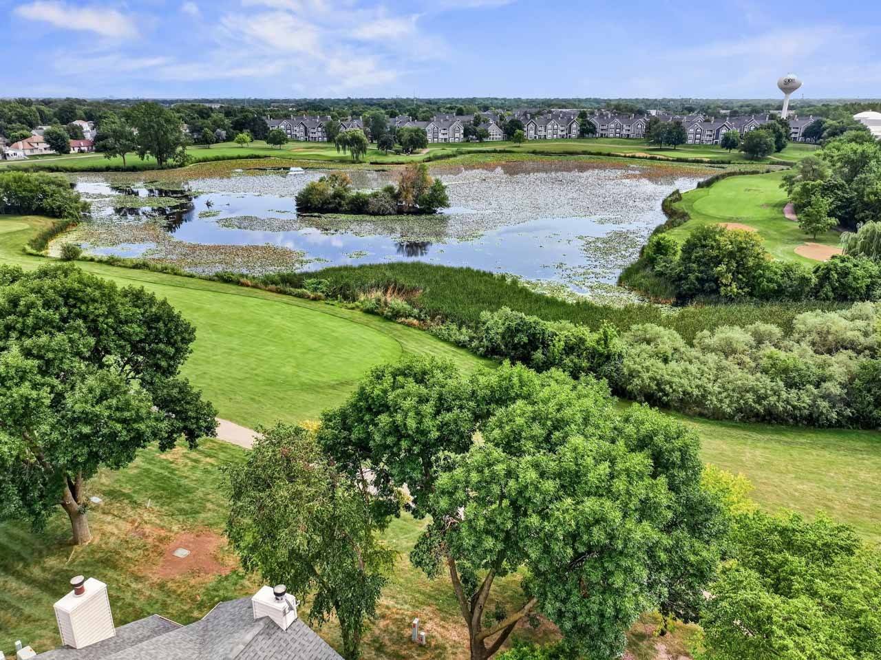 71 Golfview DR, Glendale Heights, IL 60139