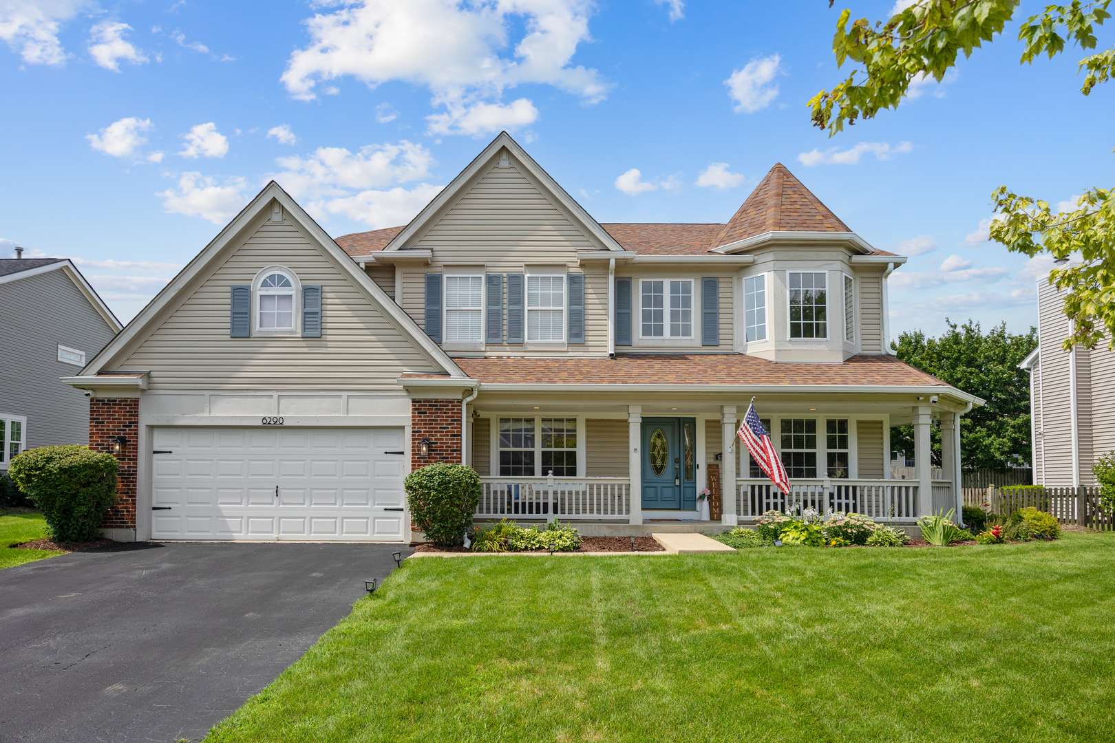 6290 Murifield DR, Gurnee, IL 60031