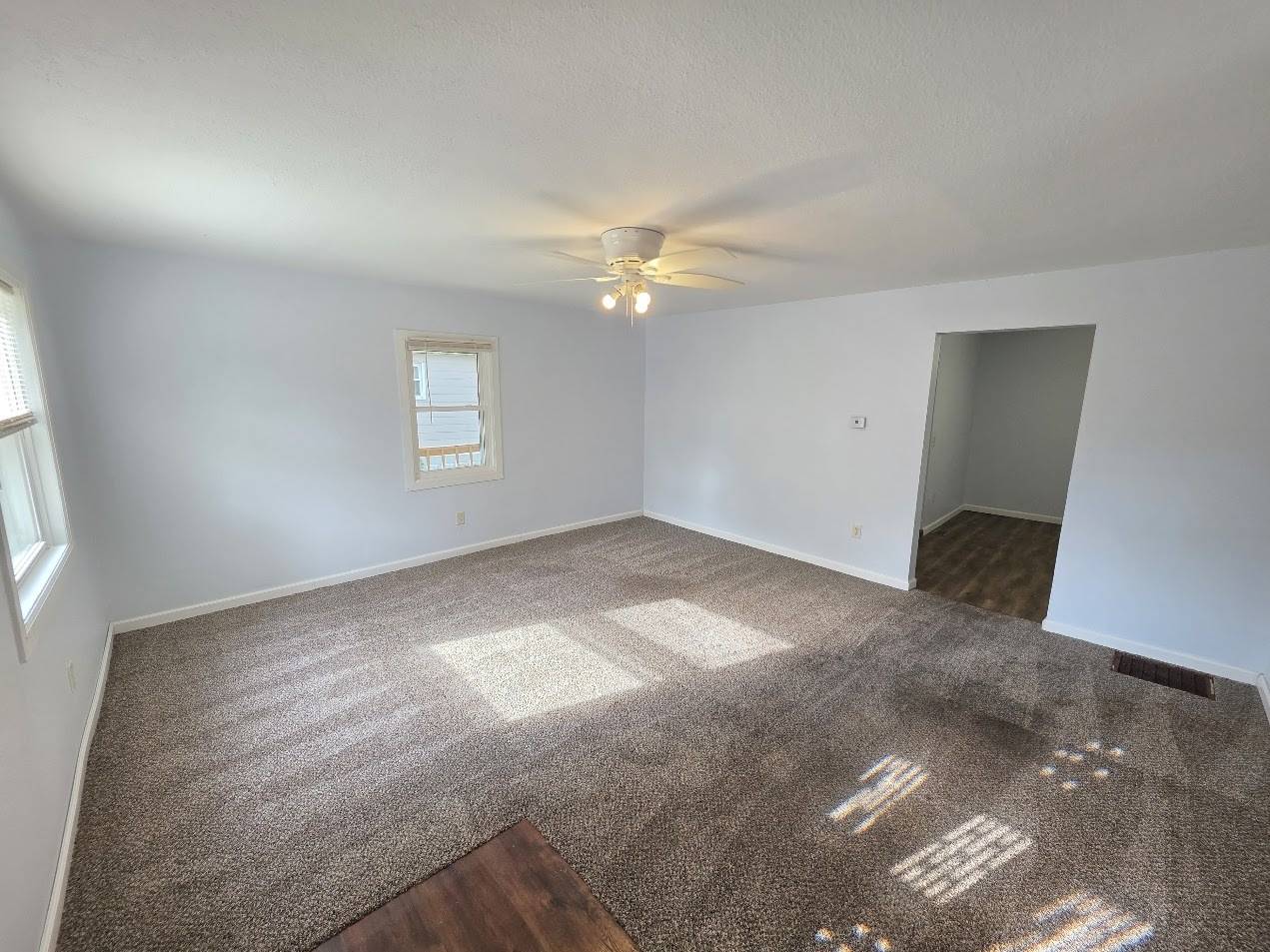 907 Wilson AVE, Sterling, IL 61081