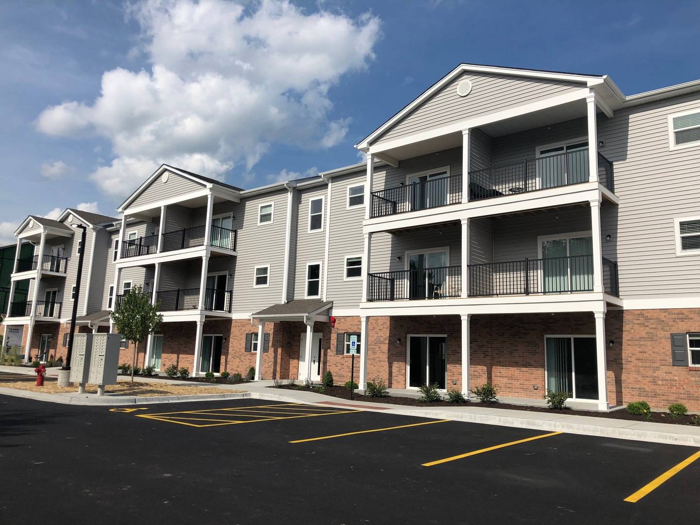 855 E Main ST #3B, East Dundee, IL 60118