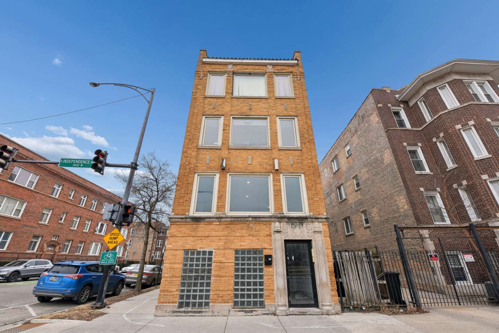 801 S Independence BLVD #1, Chicago, IL 60624