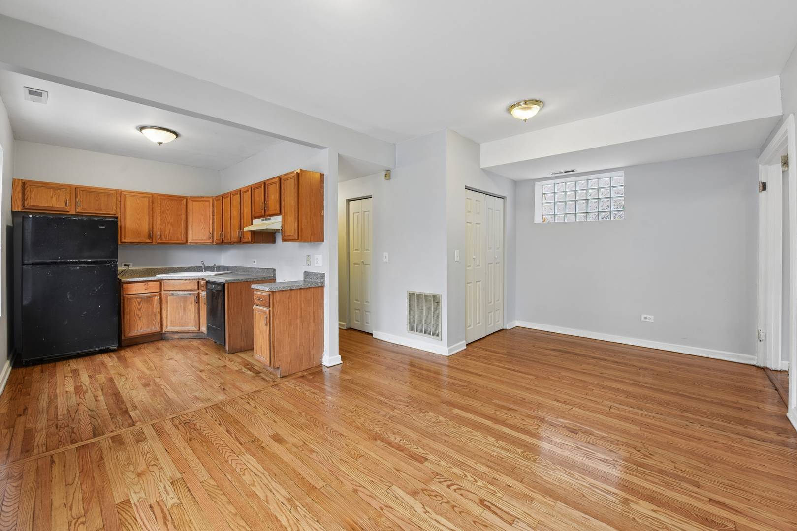 801 S Independence BLVD #1, Chicago, IL 60624