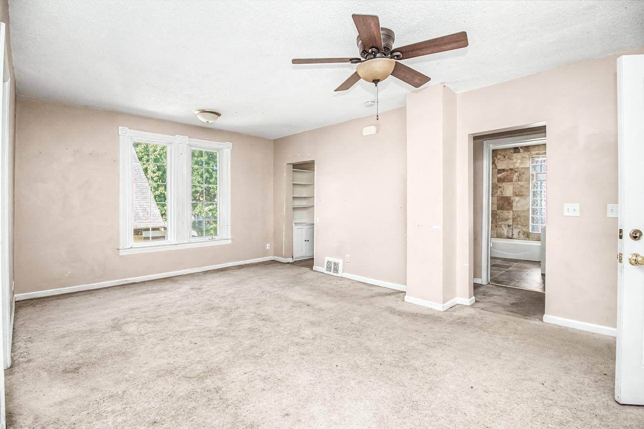 1119 Charles AVE, Saint Paul, MN 55104