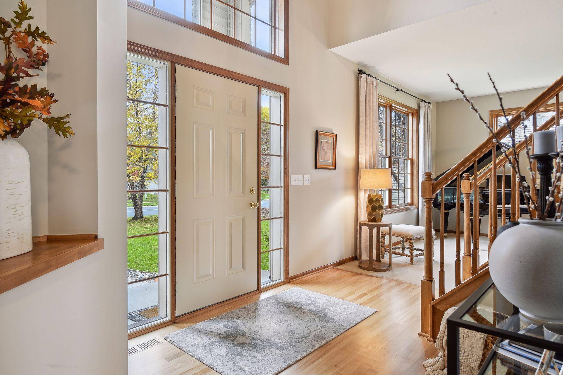 7645 Ridgeview WAY, Chanhassen, MN 55317