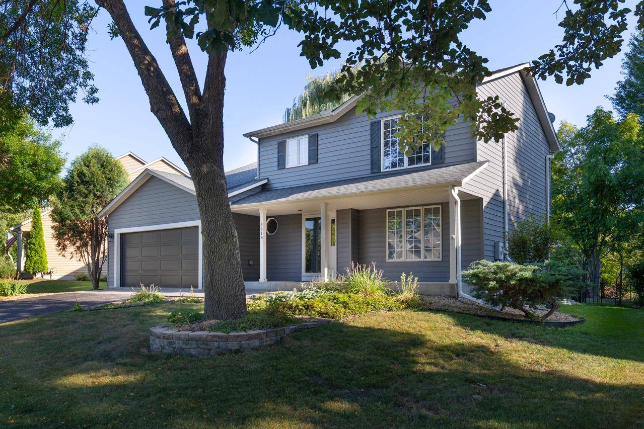 8818 Belvedere DR, Eden Prairie, MN 55347