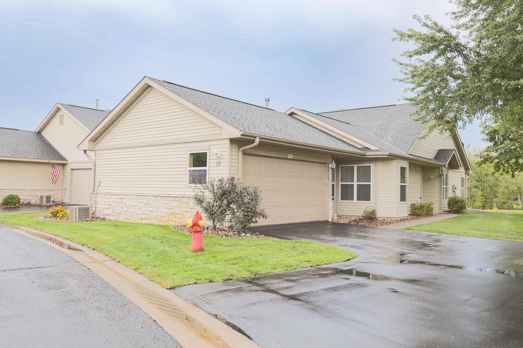 700 Leroy LN #12, River Falls, WI 54022