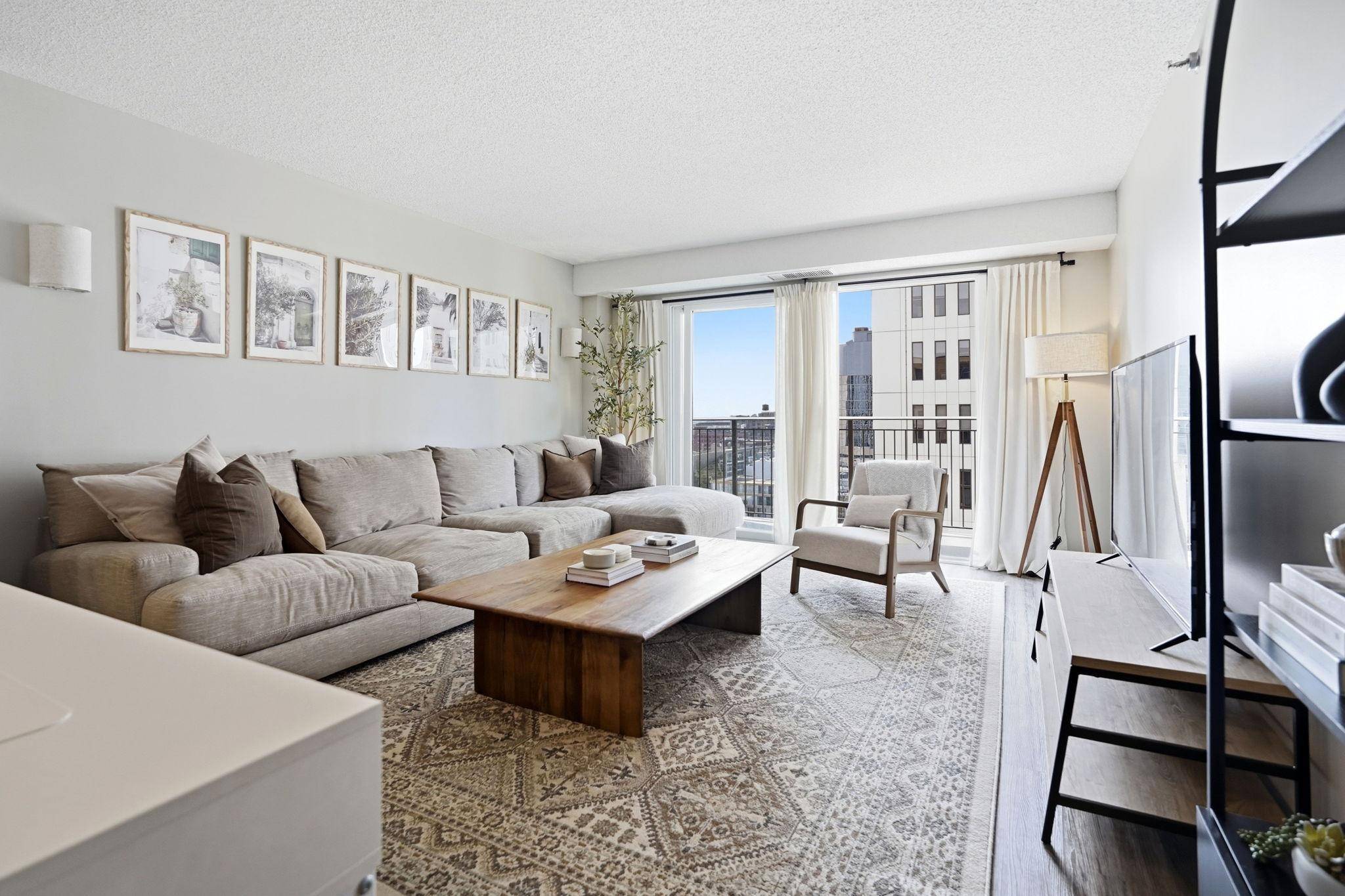 121 Washington AVE S #1705, Minneapolis, MN 55401