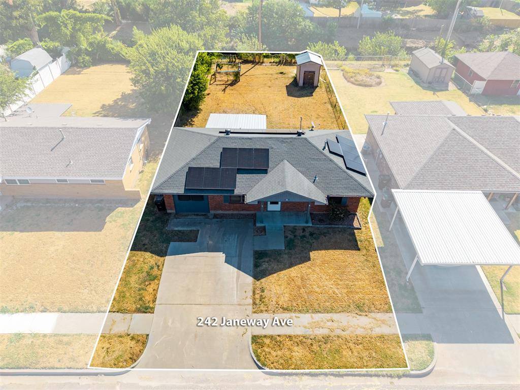 242 S Janeway AVE, Moore, OK 73160